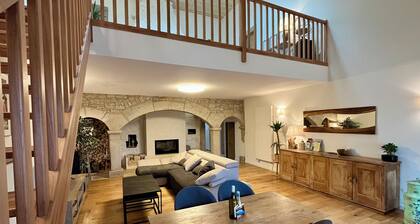 🌿 Gîte de charme rénové au cœur du Jura 8/10pers.
