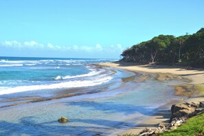 Beach - Oceanview Hideaway Apartment, Steps from the Beach (Cabarete)