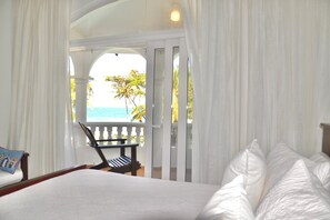Internet, bed sheets - Oceanview Hideaway Apartment, Steps from the Beach (Cabarete)