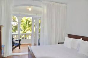 Internet, bed sheets - Oceanview Hideaway Apartment, Steps from the Beach (Cabarete)