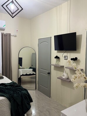 Accès à Internet, literie fournie