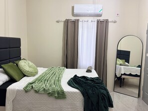 1 habitación, internet y ropa de cama 