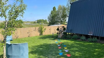 Classic Bungalow, Garden View