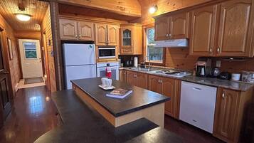 Micro-ondes, four, plaque de cuisson, lave-vaisselle