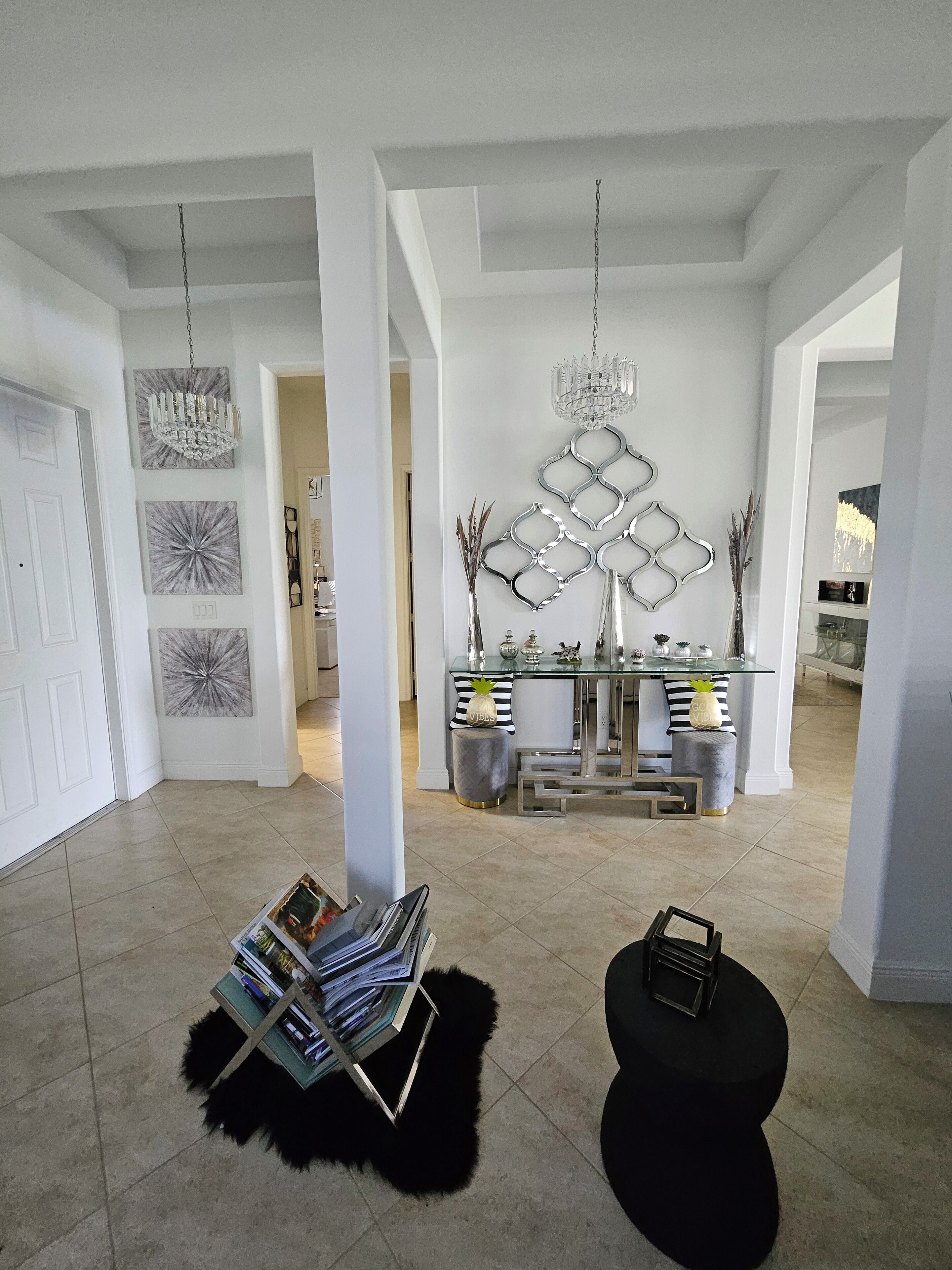 المنشأة من الداخل