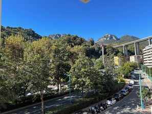 Third-party on-site parking - Menton 3-room apartment 10 kms from Monaco fully renovated and equipped (Menton)