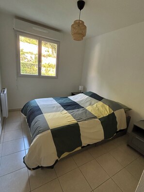 2 bedrooms, iron/ironing board, free WiFi, bed sheets - Menton 3-room apartment 10 kms from Monaco fully renovated and equipped (Menton)