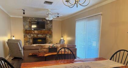 Pleasant 3-bedroom 2 bath house with AC in charming Okeechobee Florida