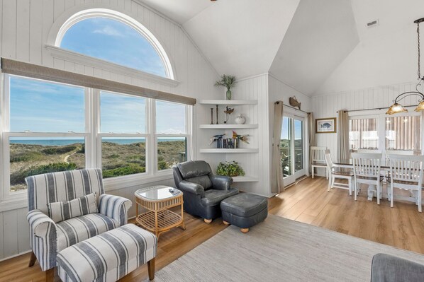 Smart TV y futbolito 