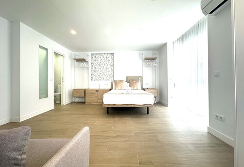 Apartamentos Avenida América