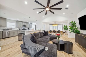 Televisio, työhuone