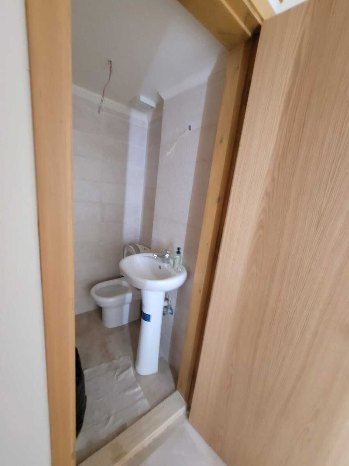 毛巾、肥皂、卫生纸