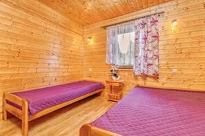 House | 2 bedrooms, individually furnished, bed sheets - Holiday Homes Close to the Beach (Wladyslawowo)