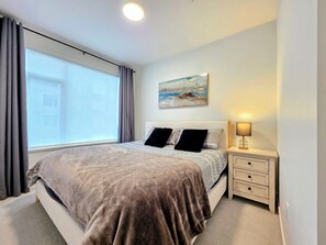 2 bedrooms, desk, free WiFi, bed sheets