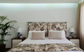 2 bedrooms, desk, iron/ironing board, free WiFi - Modern Luxury Canarian Home - Cultural Experience (Garachico)