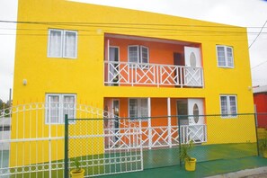 Exterior - Grateful #2 1&2 BDS APT, CAR RENTALS Available (Bridgetown)