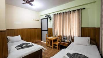 Caja de seguridad en la habitación, escritorio y wifi gratis