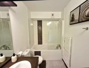 Hair dryer - 2-person apartment in the heart of the Golf de Fréhel, 700m from the Sables d'Or beach (Fréhel)