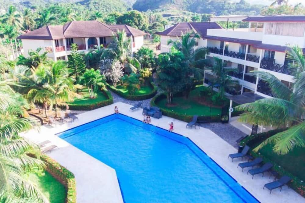 LTH Las Terrenas Hotel