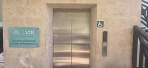 Voorkant van accommodatie