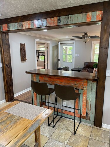 Hampton Hacienda | Brevard Retreat <1 Mile to Downtown • Minutes to Waterfalls