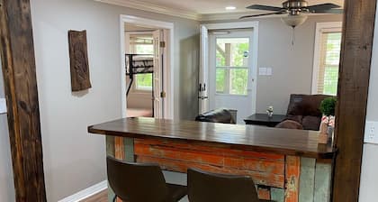 Hampton Hacienda | Brevard Retreat <1 Mile to Downtown • Minutes to Waterfalls