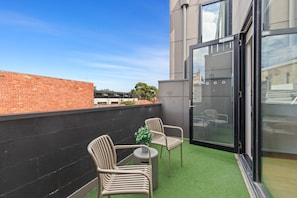 Apartment | Balcony - Lovely 1-bed With Balcony in St Kilda's Heart (Melbourne)
