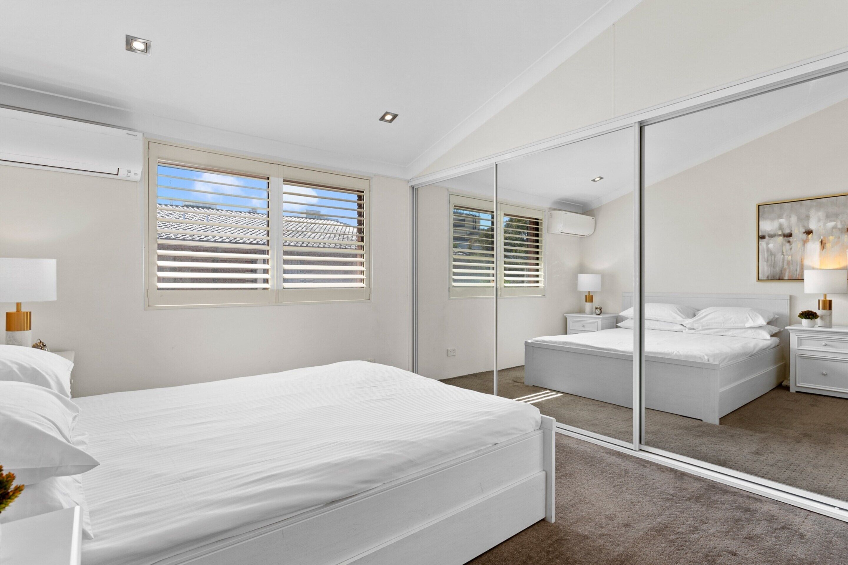 Apartment | 2 bedrooms, iron/ironing board, bed sheets