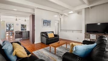 Apartment | Living room