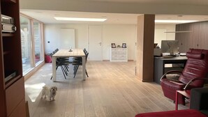 House | Dining - Holiday Home With Pool and Large Garden (Zwevegem)