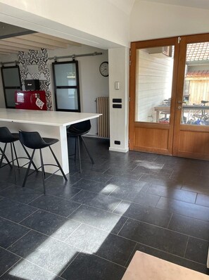 House | Dining - Holiday Home With Pool and Large Garden (Zwevegem)