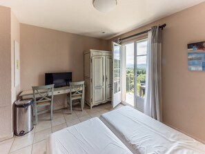 House - D. de Camiole A Ndeg102 - ST2 (Callian)