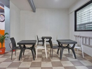 House | Dining - Collection O Eon Inn Near Pune Airport (Pune)