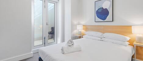 Apartment | 1 bedroom, iron/ironing board, bed sheets