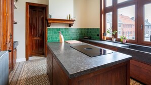 House | Private kitchen | Fridge - Picturesque Mansion With Garden in Tongeren (Tongeren)
