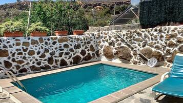 Rumah | Kolam renang | Kolam renang indoor dan kolam renang outdoor
