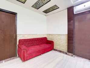 House | Interior - Super Hotel O New Delhi Railway Station (New Delhi)