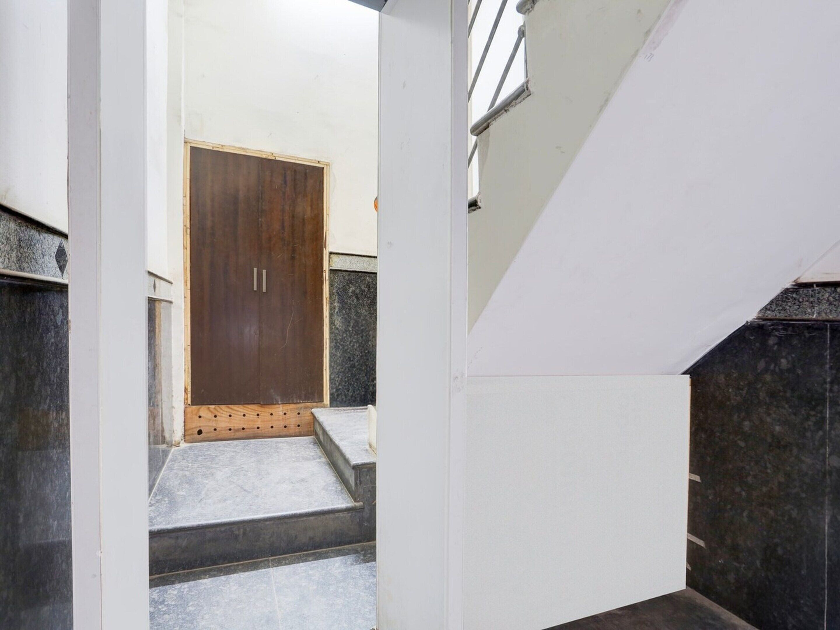 House | Reception