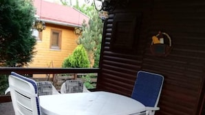 House | Balcony - Holiday Home in Leanyfalu With Terrace (Leanyfalu)