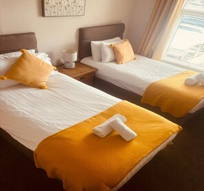 House | 1 bedroom - Deluxe Double Room (Huddersfield)