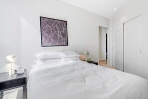 Apartment | 2 bedrooms, iron/ironing board, bed sheets - Elegant 2-bed Apartment With Expansive City Views (Melbourne)