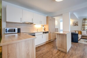 Apartment | Eigene Küche | Hochstuhl
