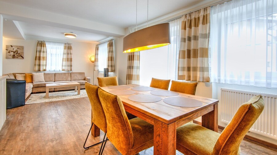 Ski-in/ski-out Brunner Apartment Top 2