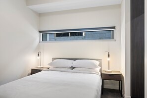 Apartment | 1 bedroom, iron/ironing board, bed sheets