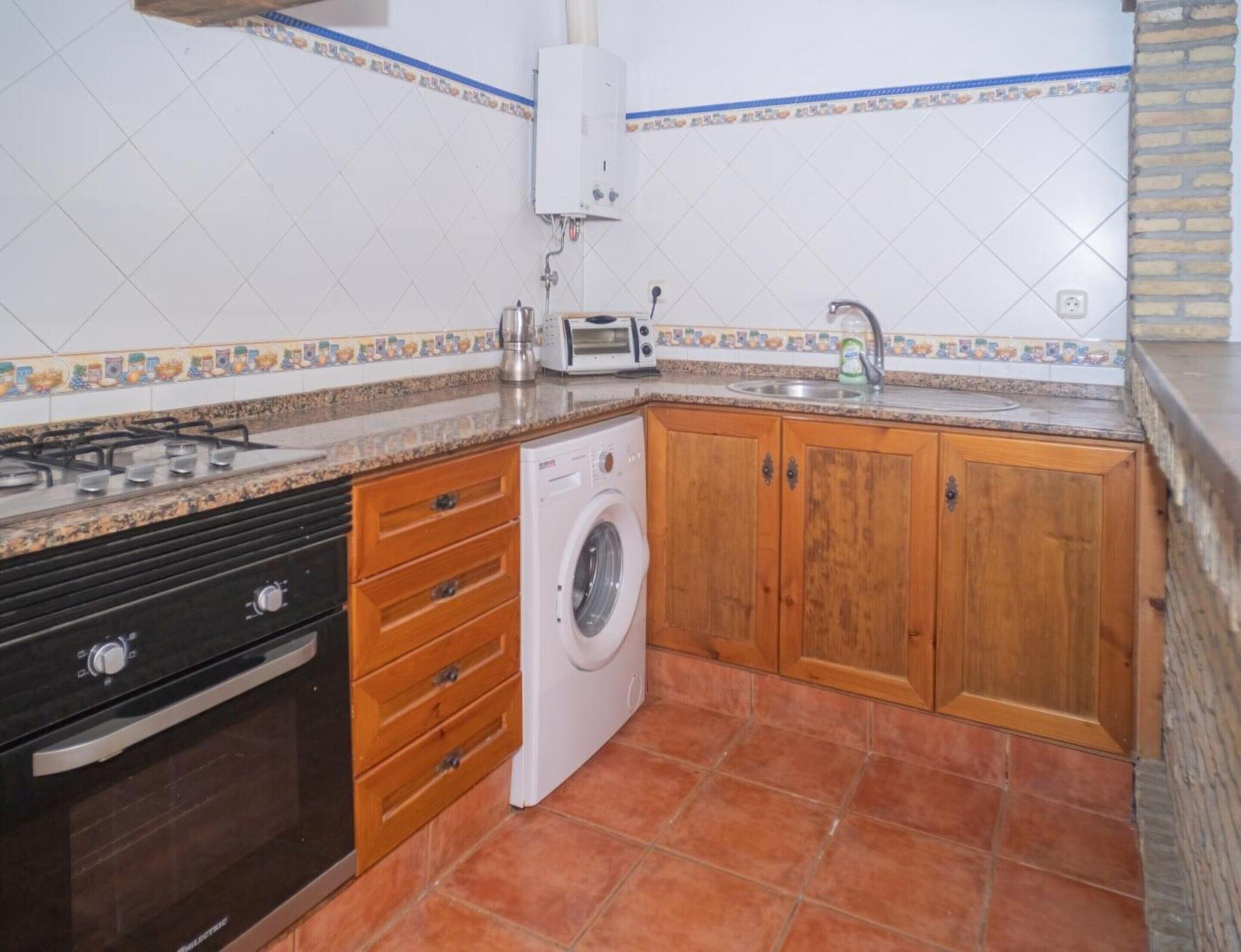 Apartment | Private kitchen | Cleaning supplies
