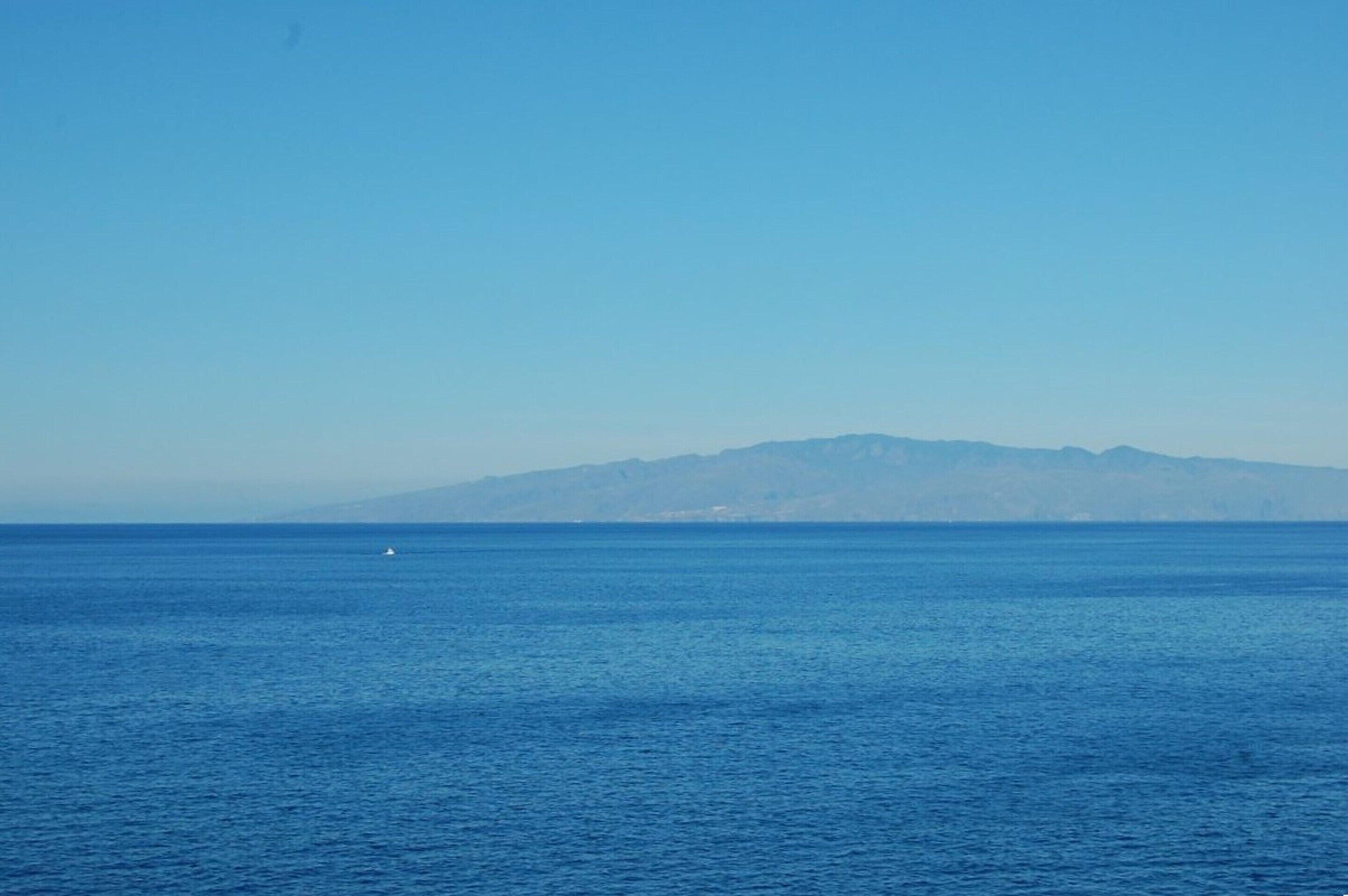 House | Pemandangan dari hartanah