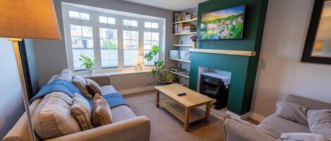 スマートテレビ、DVD プレーヤー