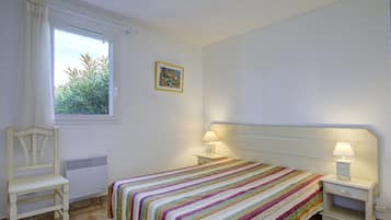 Villa | 2 bedrooms, iron/ironing board