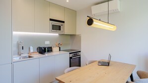 Apartment | Private kitchen - Feel Porto Firmeza Coworking & Flat 1.1 (Porto)