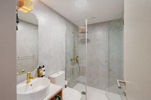 Apartment | Bathroom - Feel Porto Firmeza Coworking & Flat 1.1 (Porto)